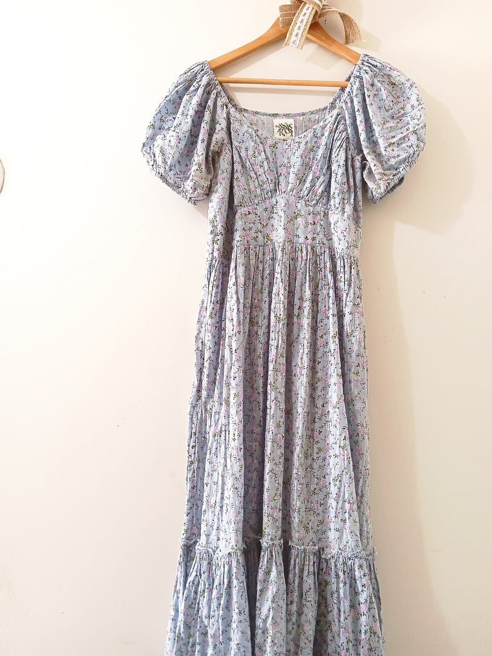 CALLED TO SURF CITRUS FLORAL PRINT PUFF SLEEVE V-NECK SWISS DOT DRESS MEDIUM
